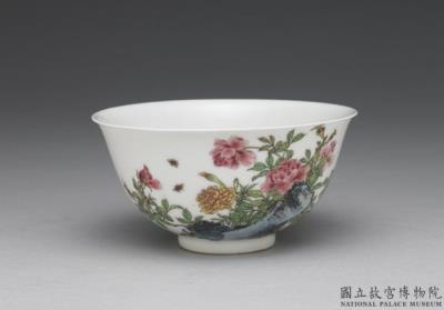 图片[2]-Bowl with flowers and rocks in falangcai painted enamels, Qing dynasty, Yongzheng reign (1723-1735)-China Archive